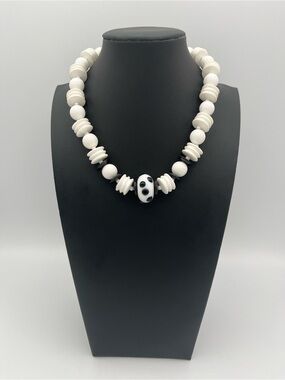 Vintage Miriam Haskell Chunky Hubnail Statement Necklace – Signed White & Black